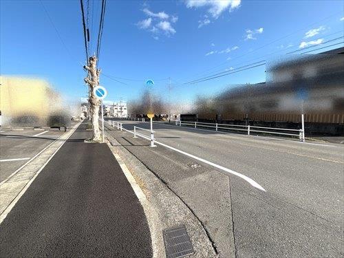 南側前面道路