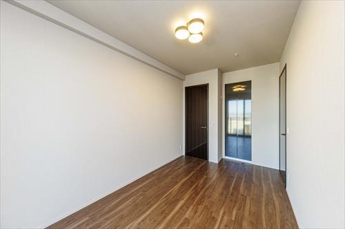 洋室（約7.5帖）