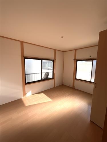 ２階南東側洋室