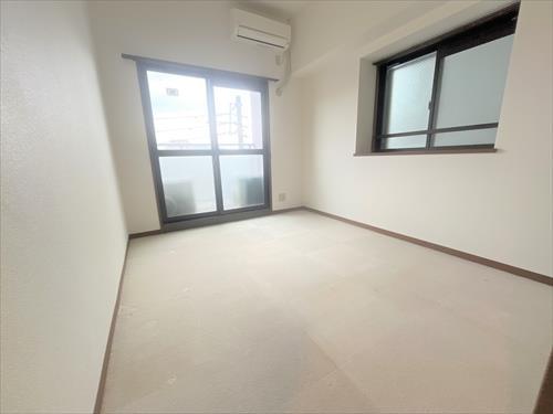 北側洋室（約6.0帖）1