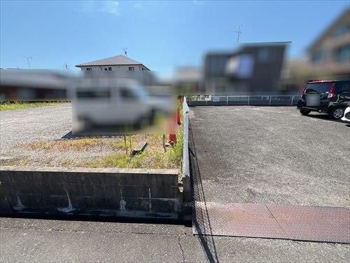 南東側境界付近