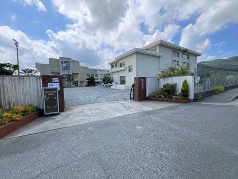 壱岐丘中学校　徒歩9分