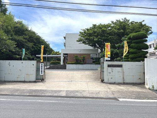 福間東中学校まで徒歩２３分