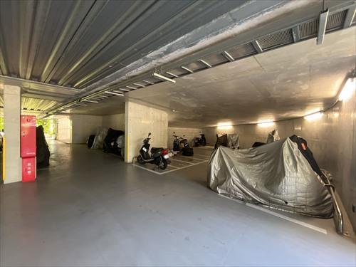 バイク置き場