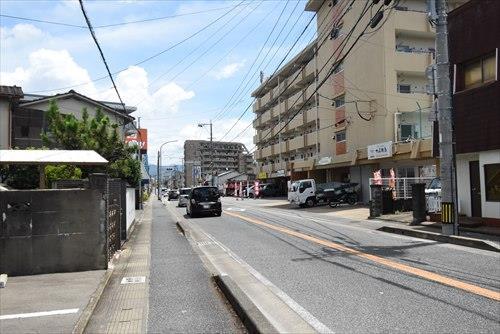 前面道路　南西側より撮影