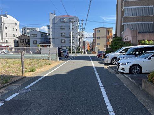 南西側道路