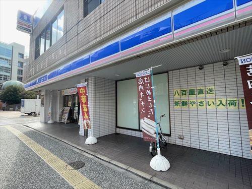 ローソン福岡舞鶴交番前店（約200m）