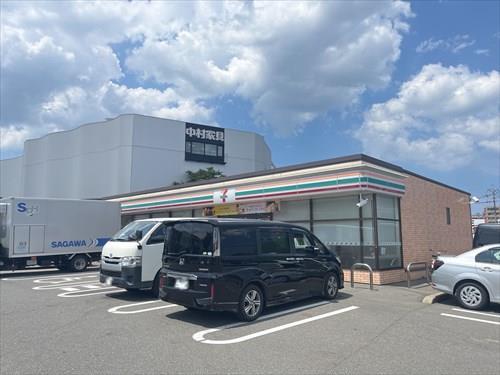 セブンイレブン福岡室住団地北店約230m