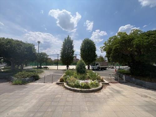 小田部中央公園（約510m）