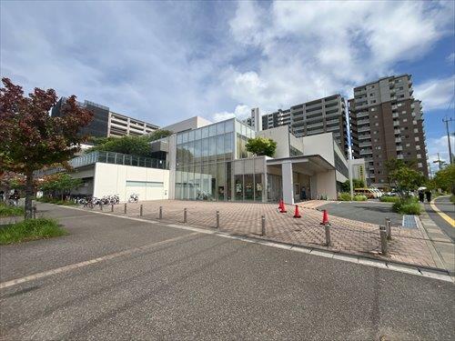 福岡市西区役所西部出張所まで800ｍ