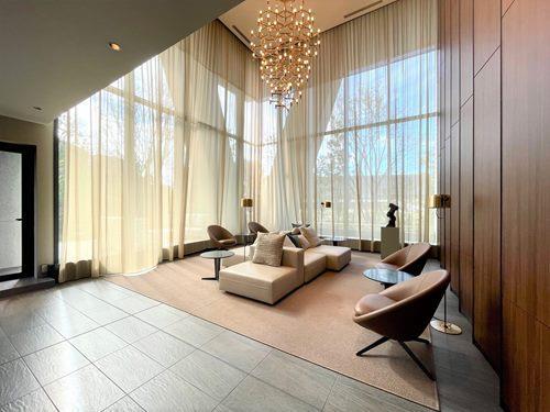 エントランスラウンジ