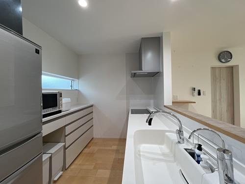 キッチン・カップボード