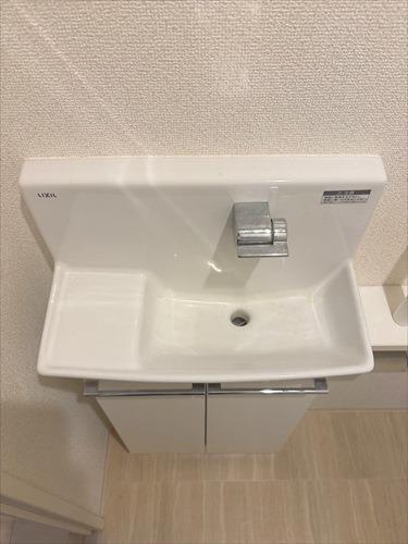 トイレ手洗いカウンター