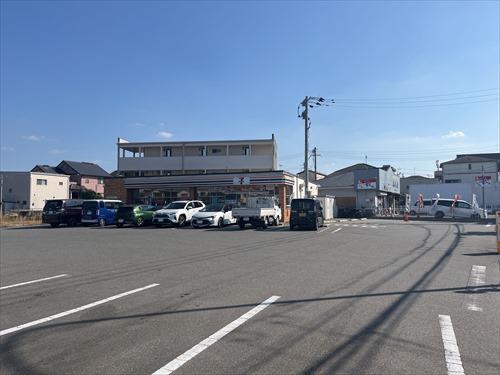 セブンイレブン鶴田3丁目店