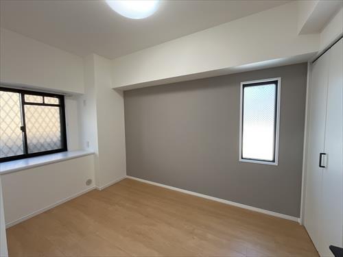 洋室（約4.9帖）