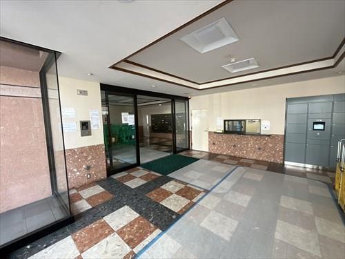 エントランスロビー