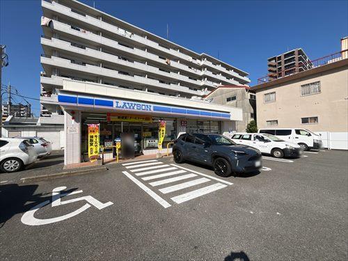 ローソン吉塚5丁目店まで170ｍ