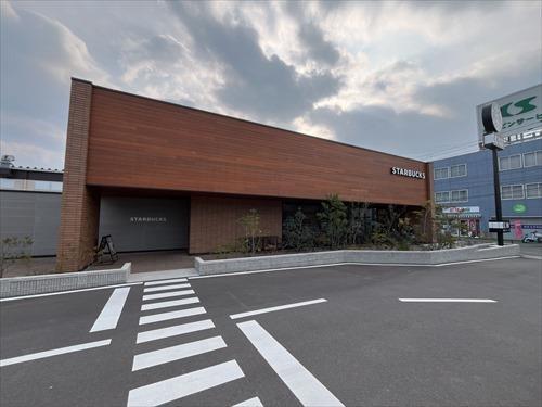 スターバックス福岡小戸店まで650ｍ