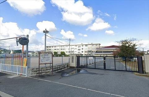 福岡市立田隈小学校まで620ｍ
