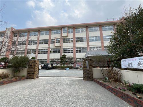 内浜中学校まで780ｍ