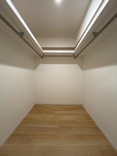 ウォークインクローゼット