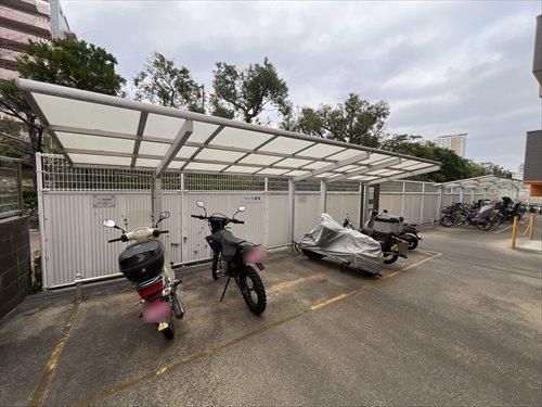 バイク置き場
