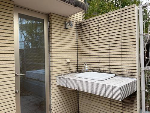 勝手口・スロップシンク