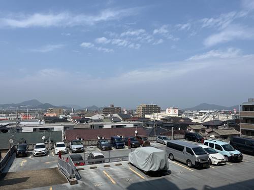 玄関前廊下からの眺望