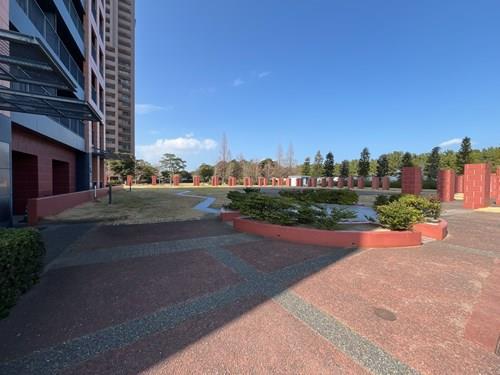 広場（マンション敷地）