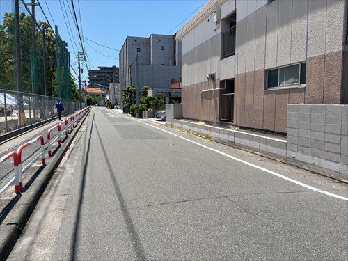 南西側道路