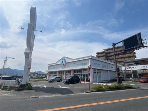 西松屋福岡早良店まで390ｍ