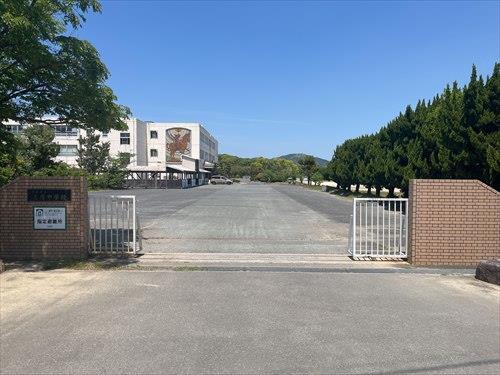 志摩中学校（780m）