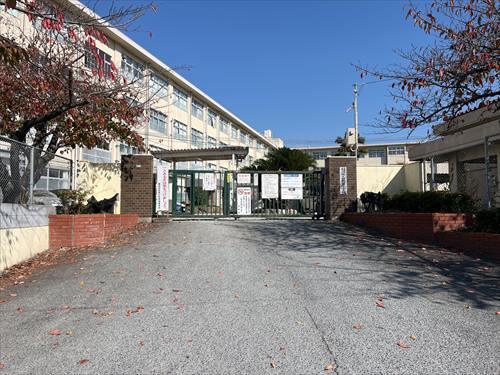 福岡市立鶴田小学校