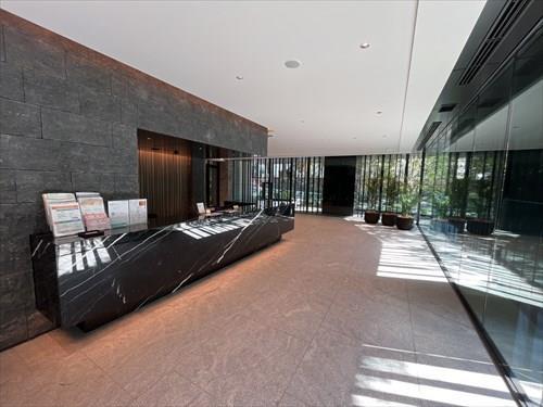 マンションロビー