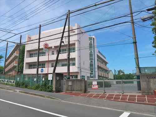 横浜市立山王台小学校まで230m