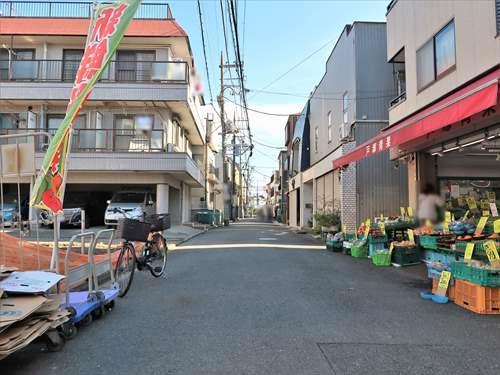 前面道路(南西約5.5m)