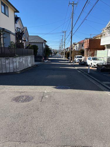 北西側前面道路