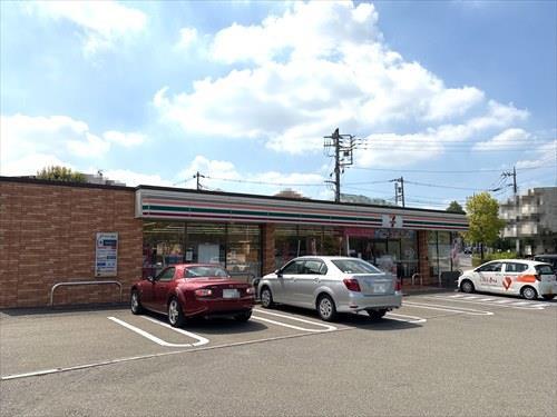 セブンイレブン川崎初山2丁目店約490ｍ