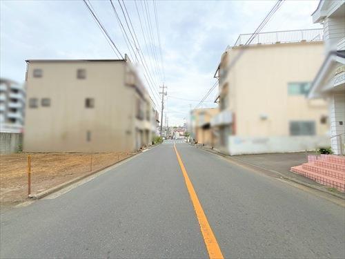 西側道路
