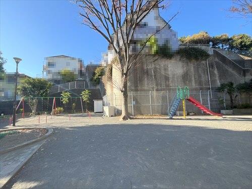 日吉二丁目公園まで70m