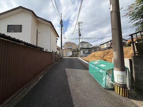 前面道路（南側）