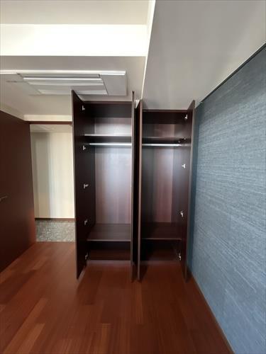 洋室　約6.3帖　クローゼット