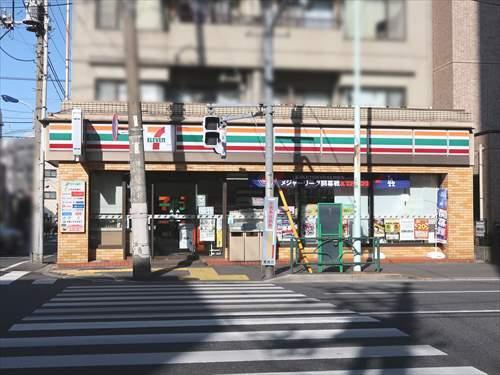 セブンイレブン北区昭和町店 330m セブンイレブン北区昭和町店 330m