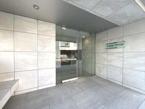 エントランス エントランス