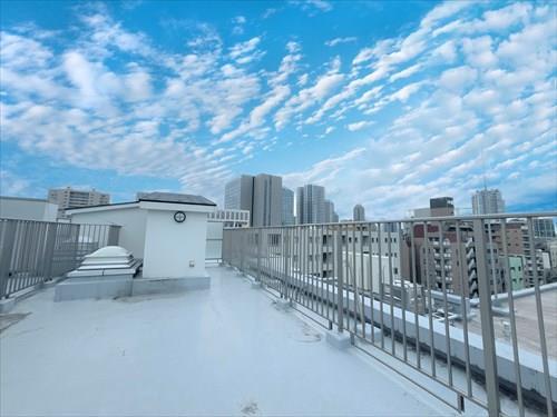 ルーフバルコニー