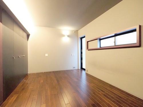 2階_サービスルーム（納戸）