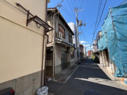 現地