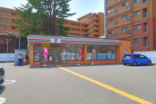 セブンイレブン宝塚南口2丁目店 500m セブンイレブン宝塚南口2丁目店 500m