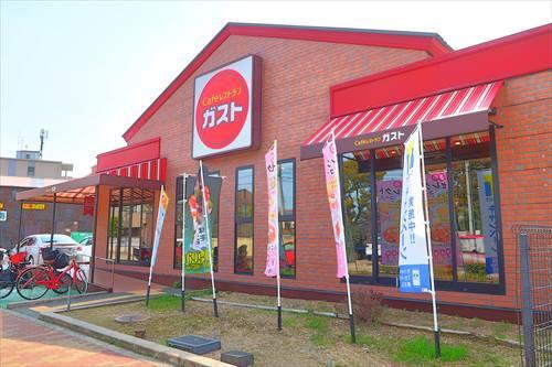 ガスト宝塚南口店 450m ガスト宝塚南口店 450m