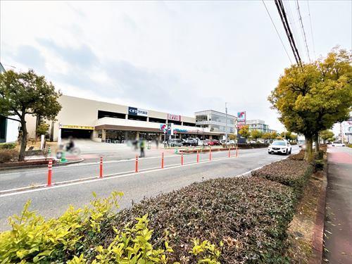 ミリオンタウン西宮前浜町　710ｍ